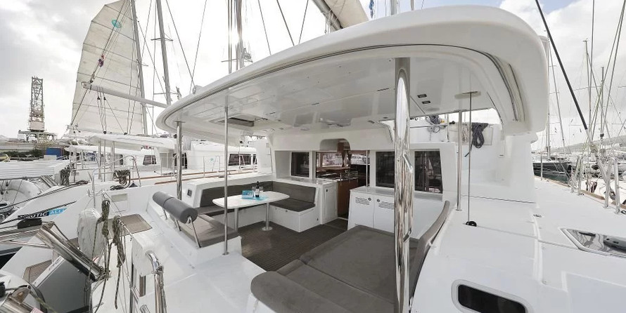Lagoon 450 F