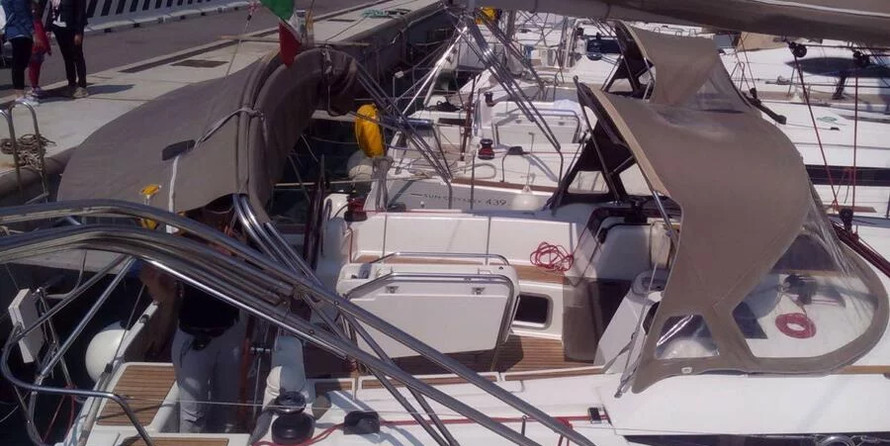 Sun Odyssey 439