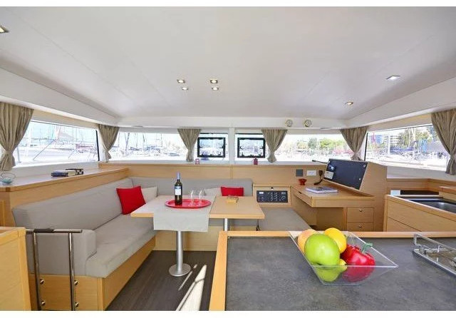 Lagoon 400 S2