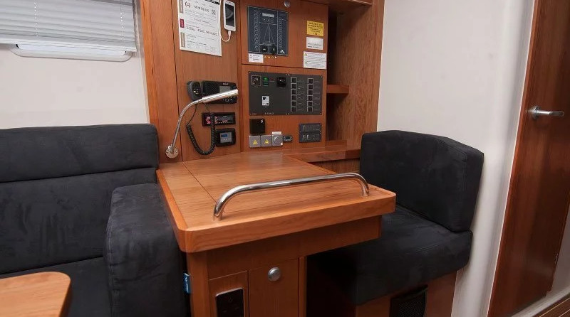 Hanse 505