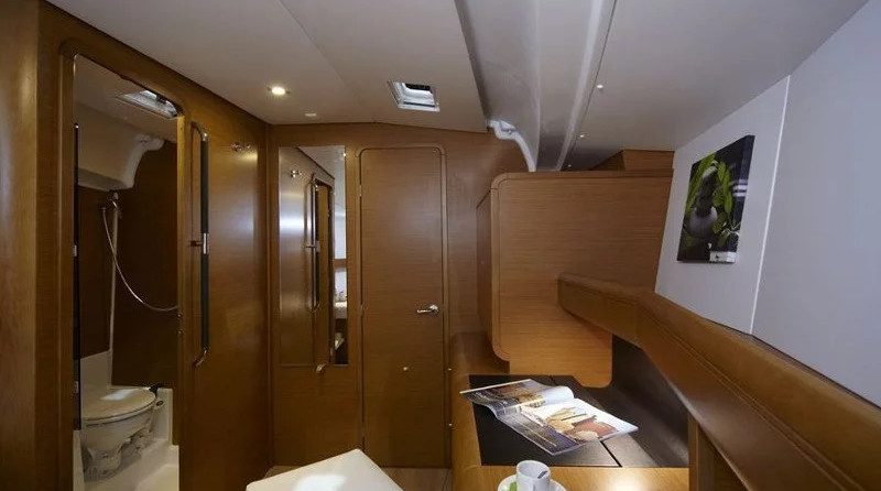 Sun Odyssey 439