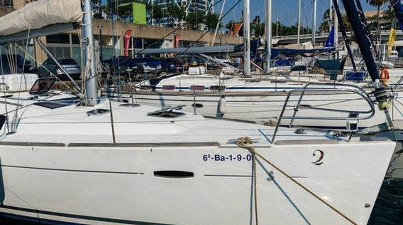 Beneteau Oceanis 43