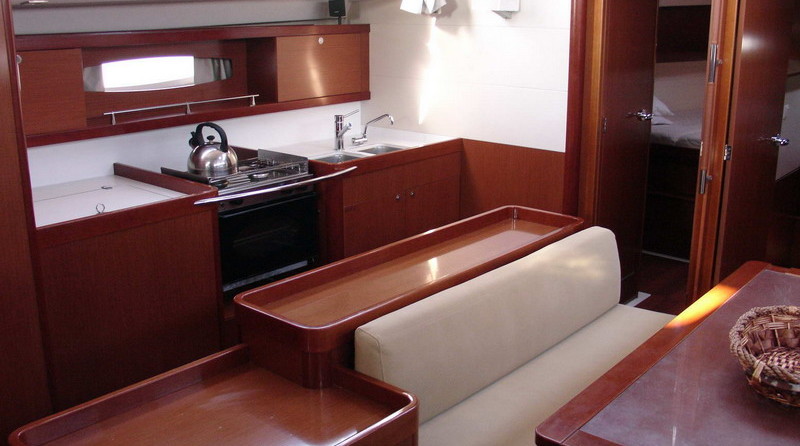 Beneteau Oceanis 50 Family