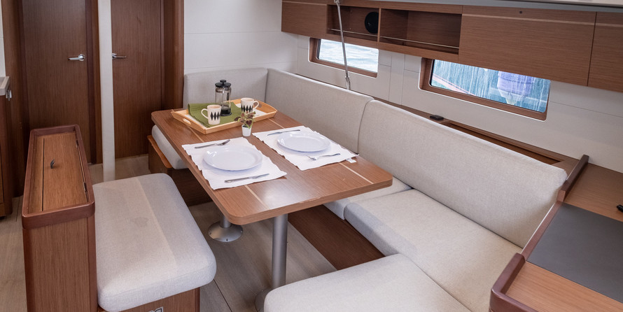 Beneteau Oceanis 46.1