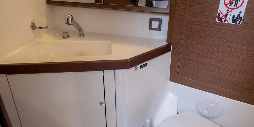 Beneteau Oceanis 46.1