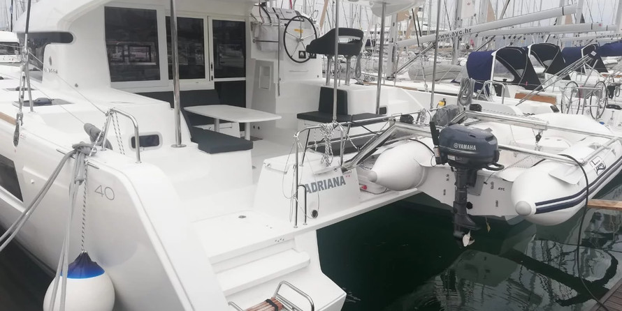 Lagoon 40