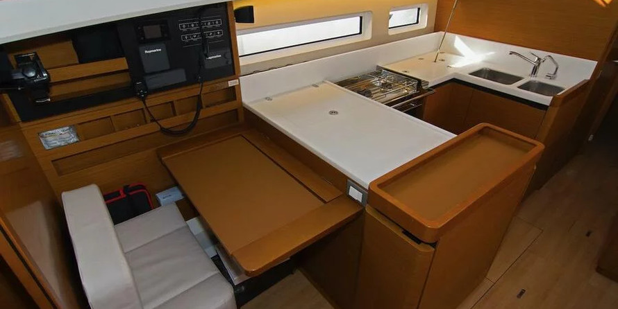 Jeanneau Sun Odyssey 440
