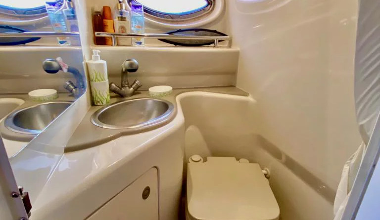 Sea Ray 240 Sundancer