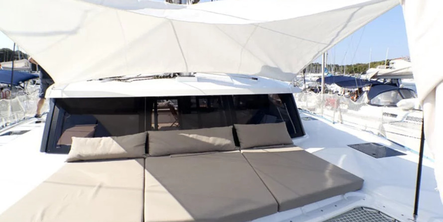 Fountaine Pajot Lucia 40