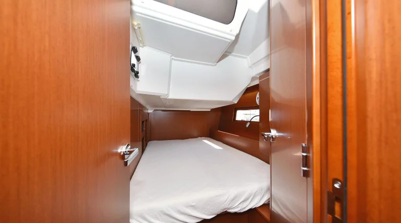 Beneteau Oceanis 46.1