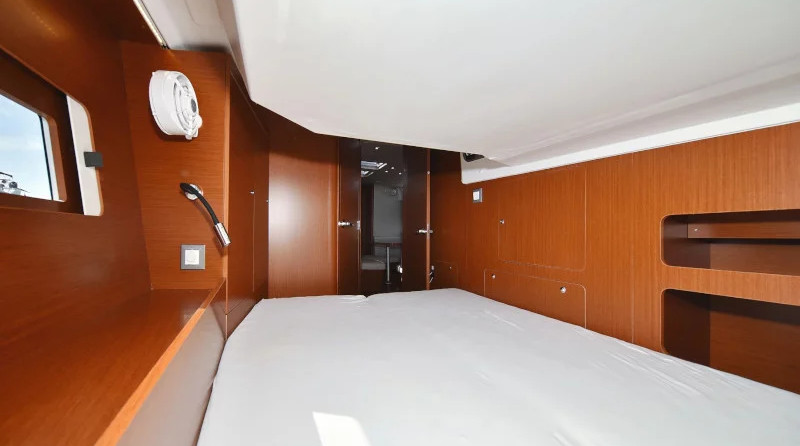 Beneteau Oceanis 46.1