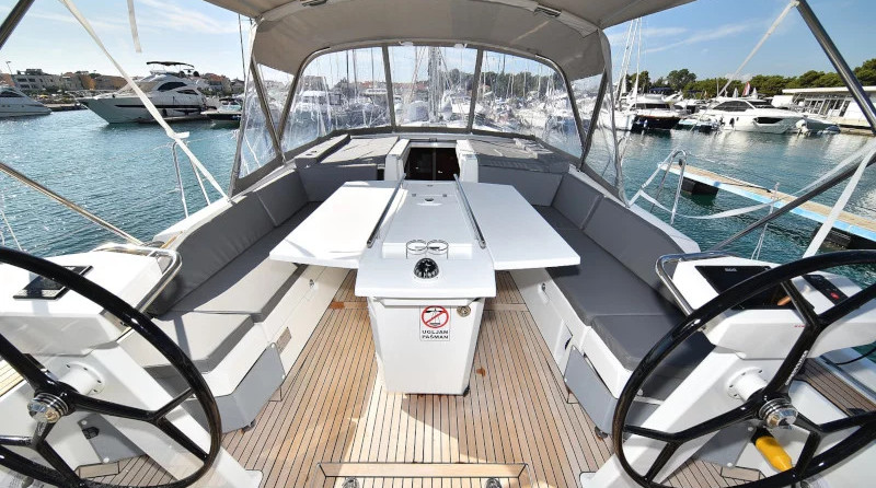 Beneteau Oceanis 46.1