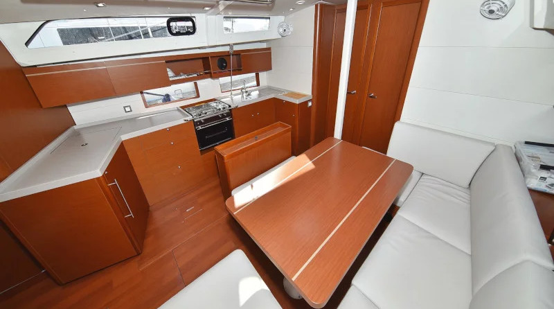 Beneteau Oceanis 46.1