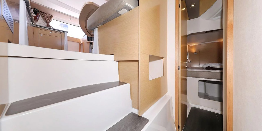 Lipari 41 - 4 + 2 cab.