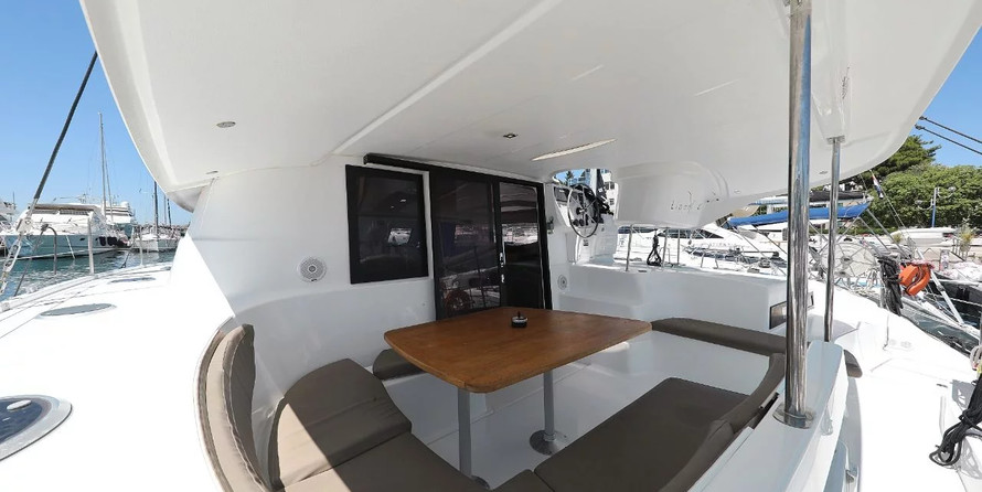 Lipari 41 - 4 + 2 cab.