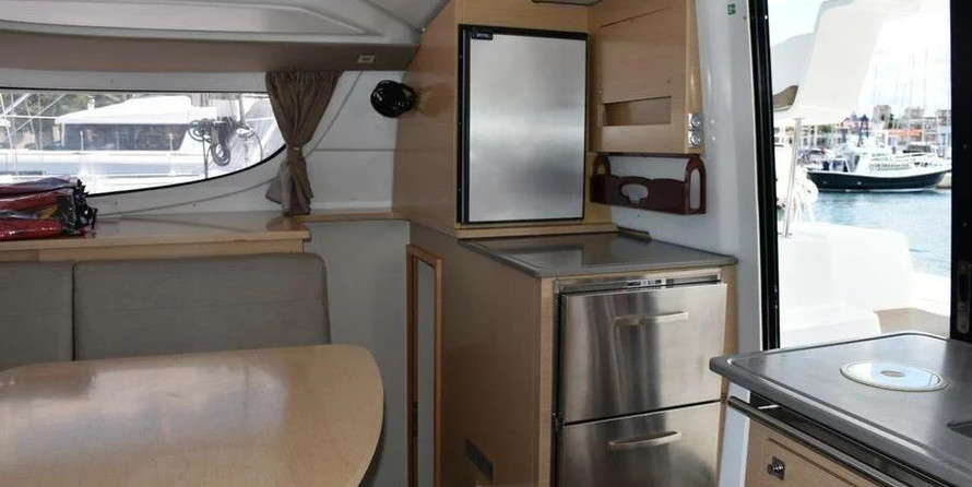 Lipari 41 - 4 + 2 cab.