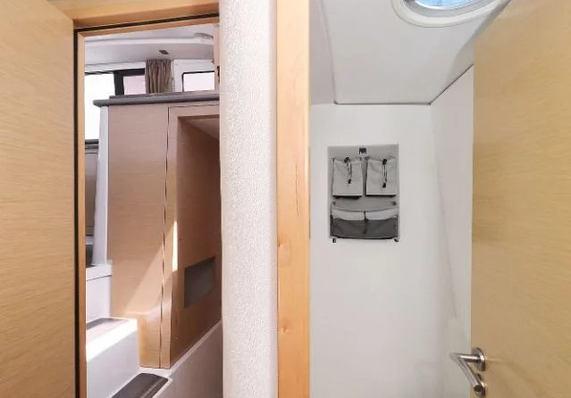 Lipari 41 - 4 + 2 cab.