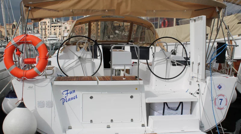 Dufour 460