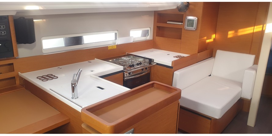 Jeanneau Sun Odyssey 410