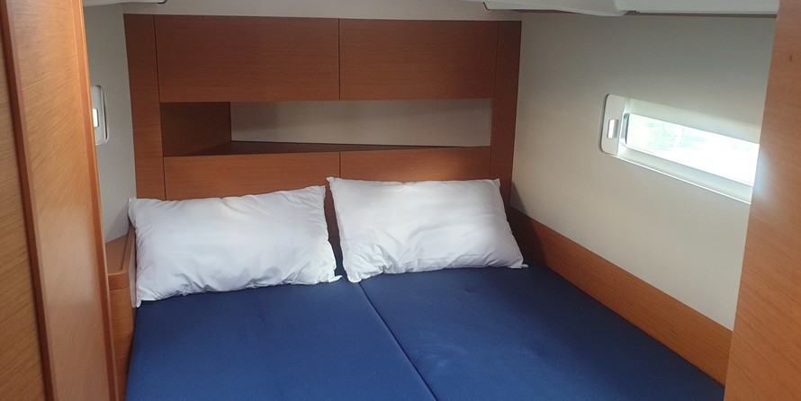 Jeanneau Sun Odyssey 410
