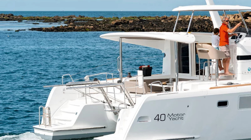 Lagoon 40 (4 cabins)