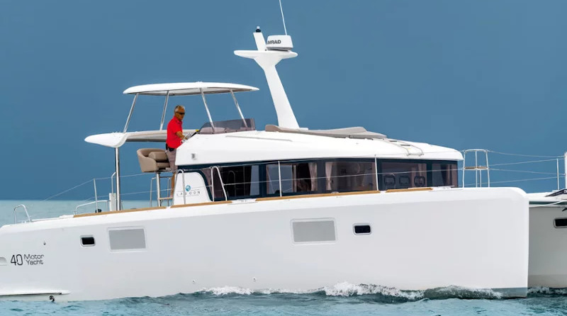 Lagoon 40 (4 cabins)