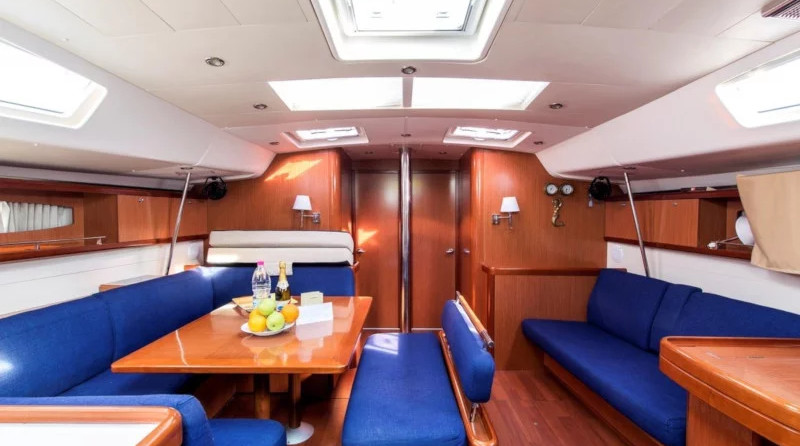 Oceanis 54