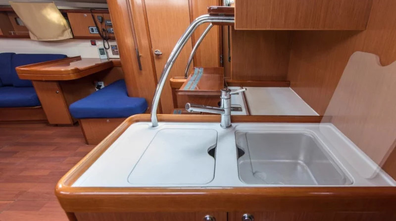 Oceanis 54
