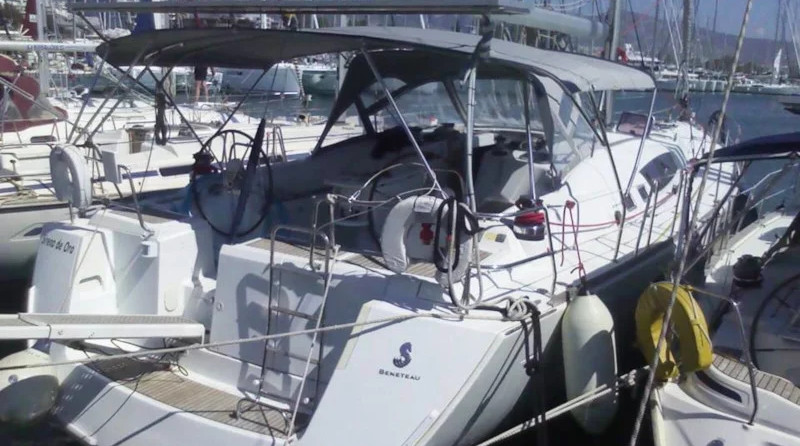 Oceanis 54