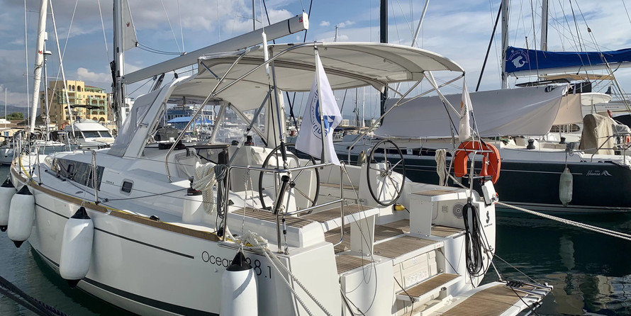 Beneteau Oceanis 38.1