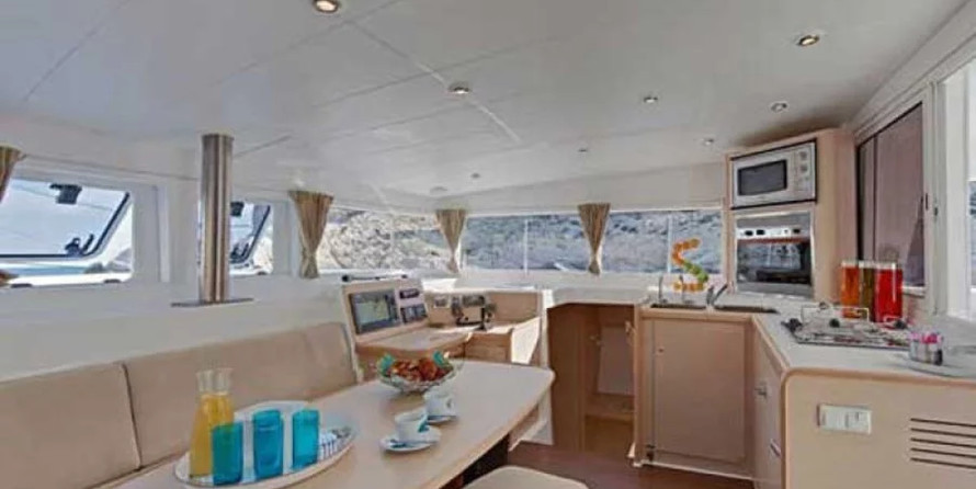 Lagoon 40 - 4 + 1 cab.