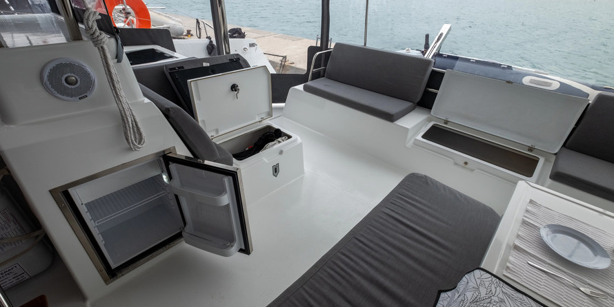Fountaine Pajot Astréa 42