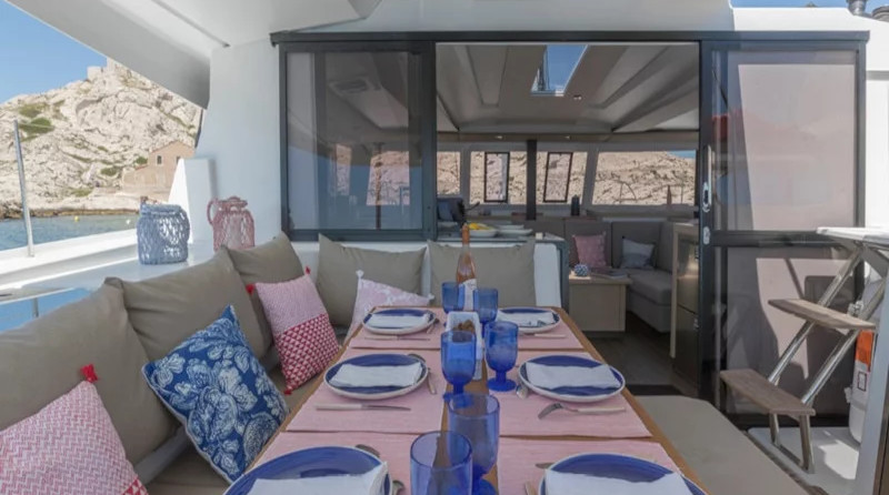 Fountaine Pajot Astréa 42