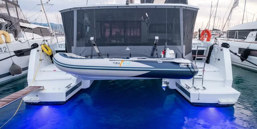 Fountaine Pajot Astréa 42