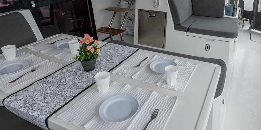 Fountaine Pajot Astréa 42