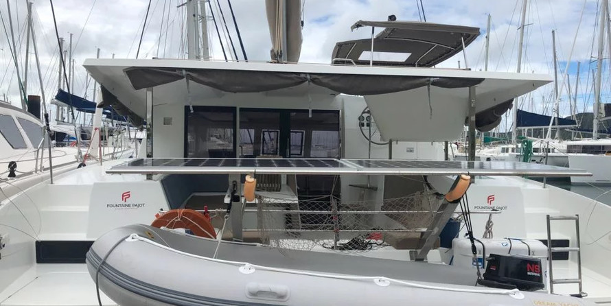 Fountaine Pajot Lucia 40