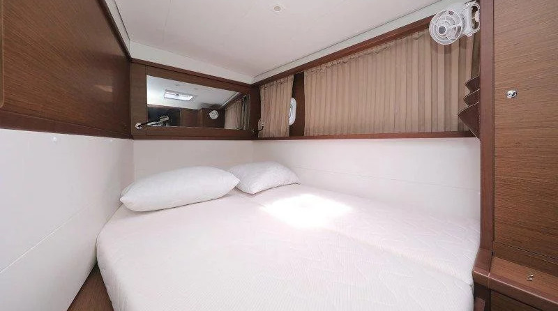 Lagoon 450