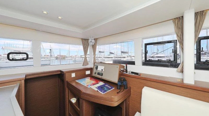 Lagoon 450
