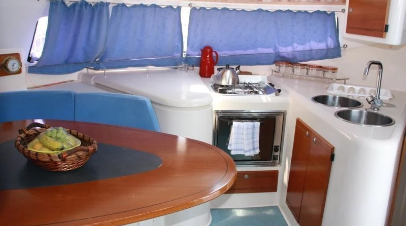 Fountaine Pajot Athena 38