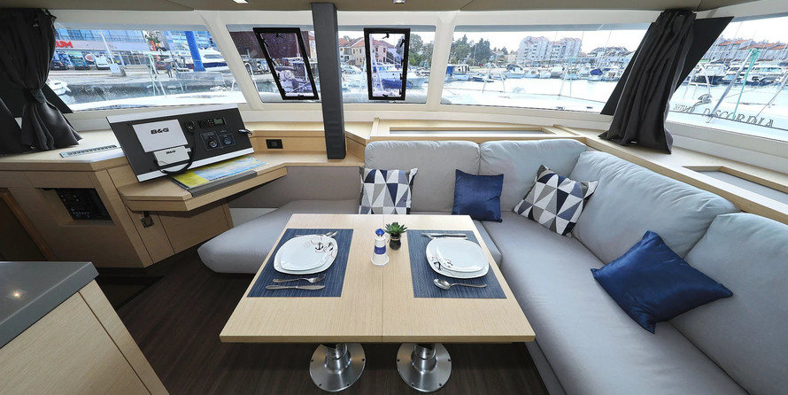 Fountaine Pajot Saona 47