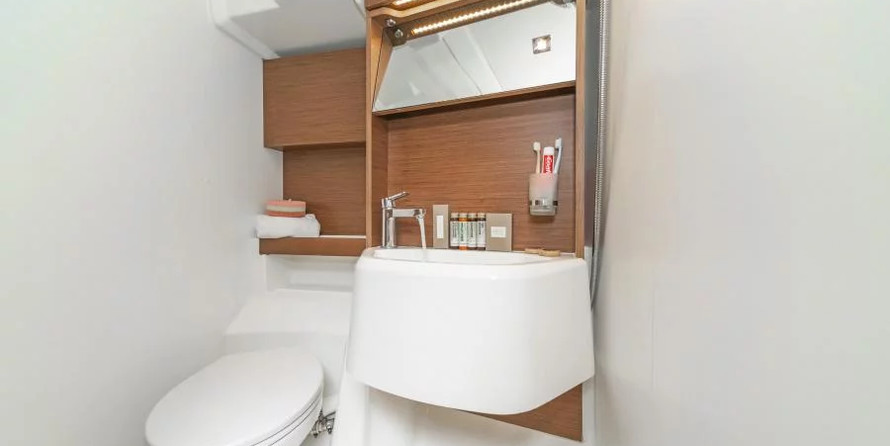 Oceanis 51.1 - 5 + 1 cab.