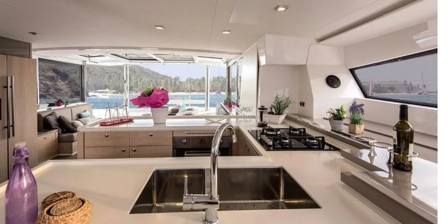 Bali 5.4 - 6 + 2 cab.