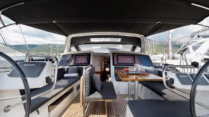 Beneteau Sense 50