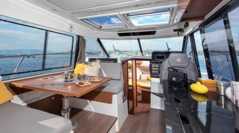 Jeanneau Merry Fisher 1095