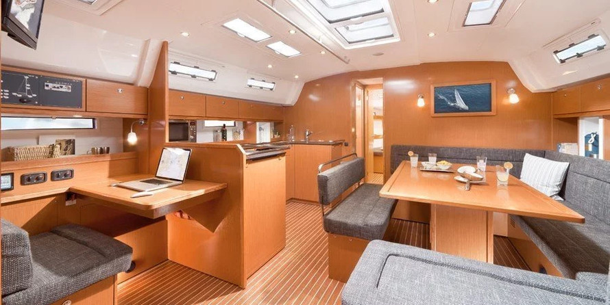 Bavaria Cruiser 50