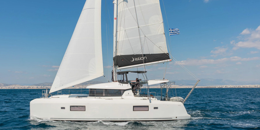 Lagoon 42 AC &amp; GEN