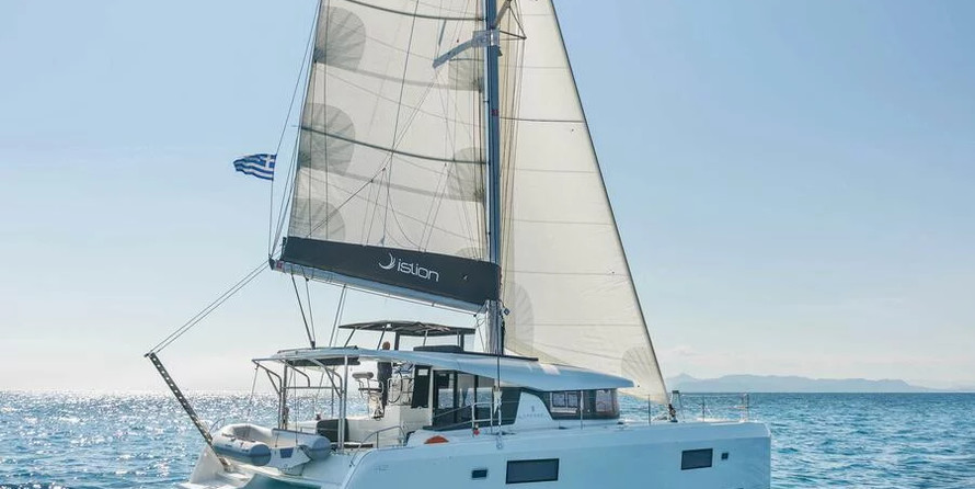 Lagoon 42 AC &amp; GEN