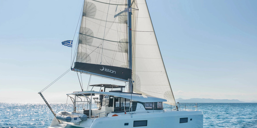 Lagoon 42 AC &amp; GEN