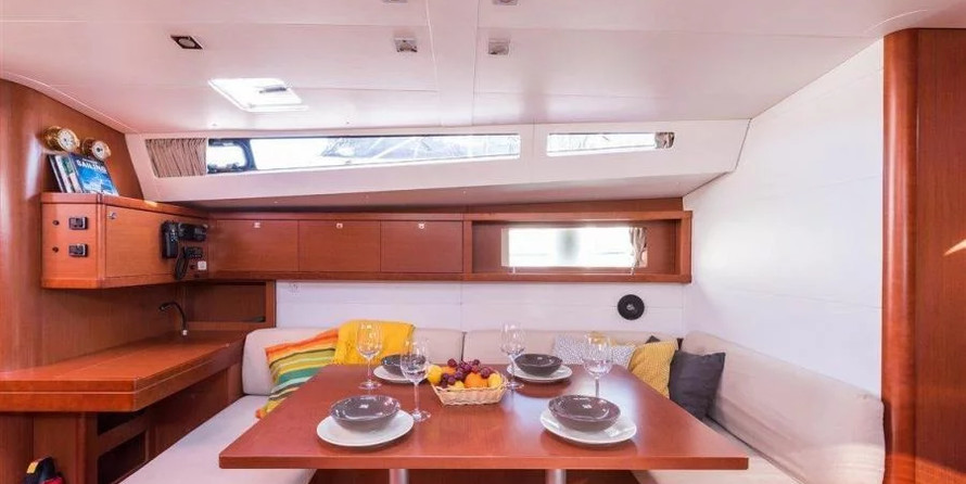Oceanis 48-5