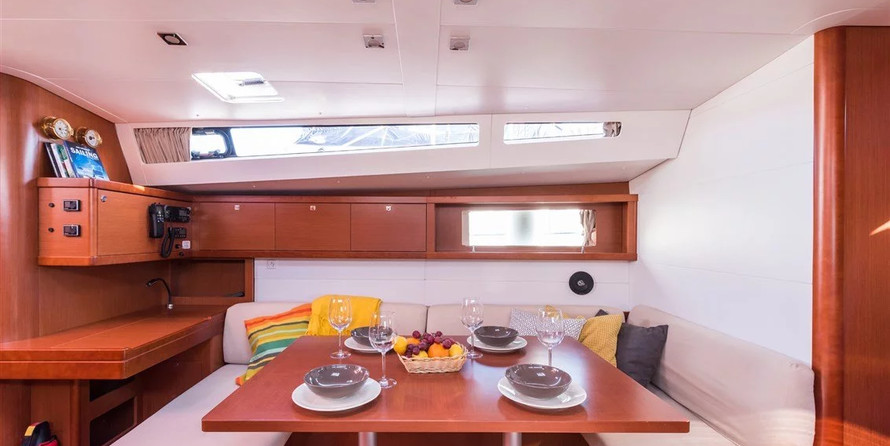 Oceanis 48-5